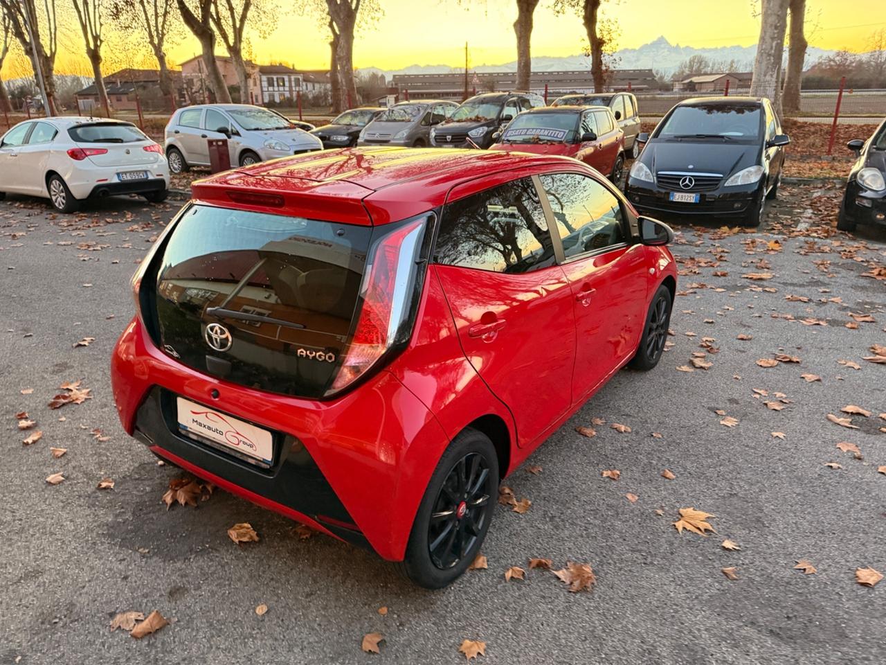 Toyota Aygo 1.0 VVT-i 69 CV 5 porte x-clusiv