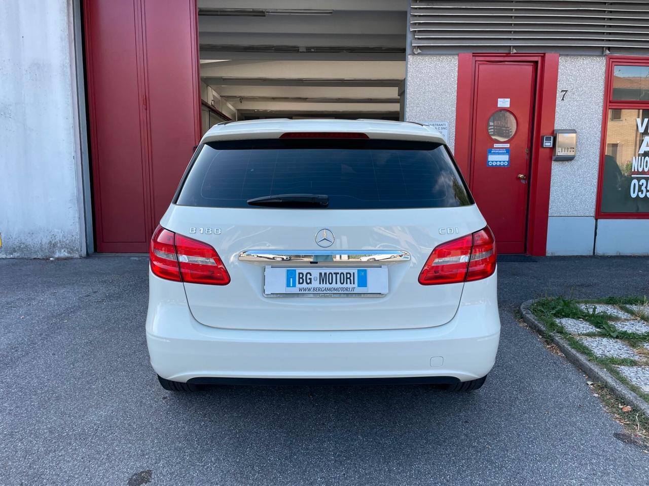 Mercedes-benz B 180 Classe D Premium autom.