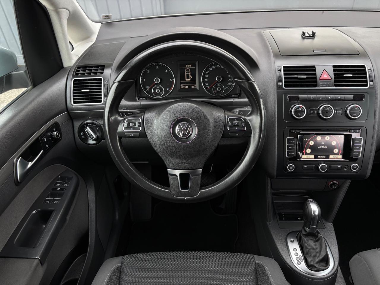 Volkswagen Touran 1.6 TDI DSG. 7 POSTI. Garanzia