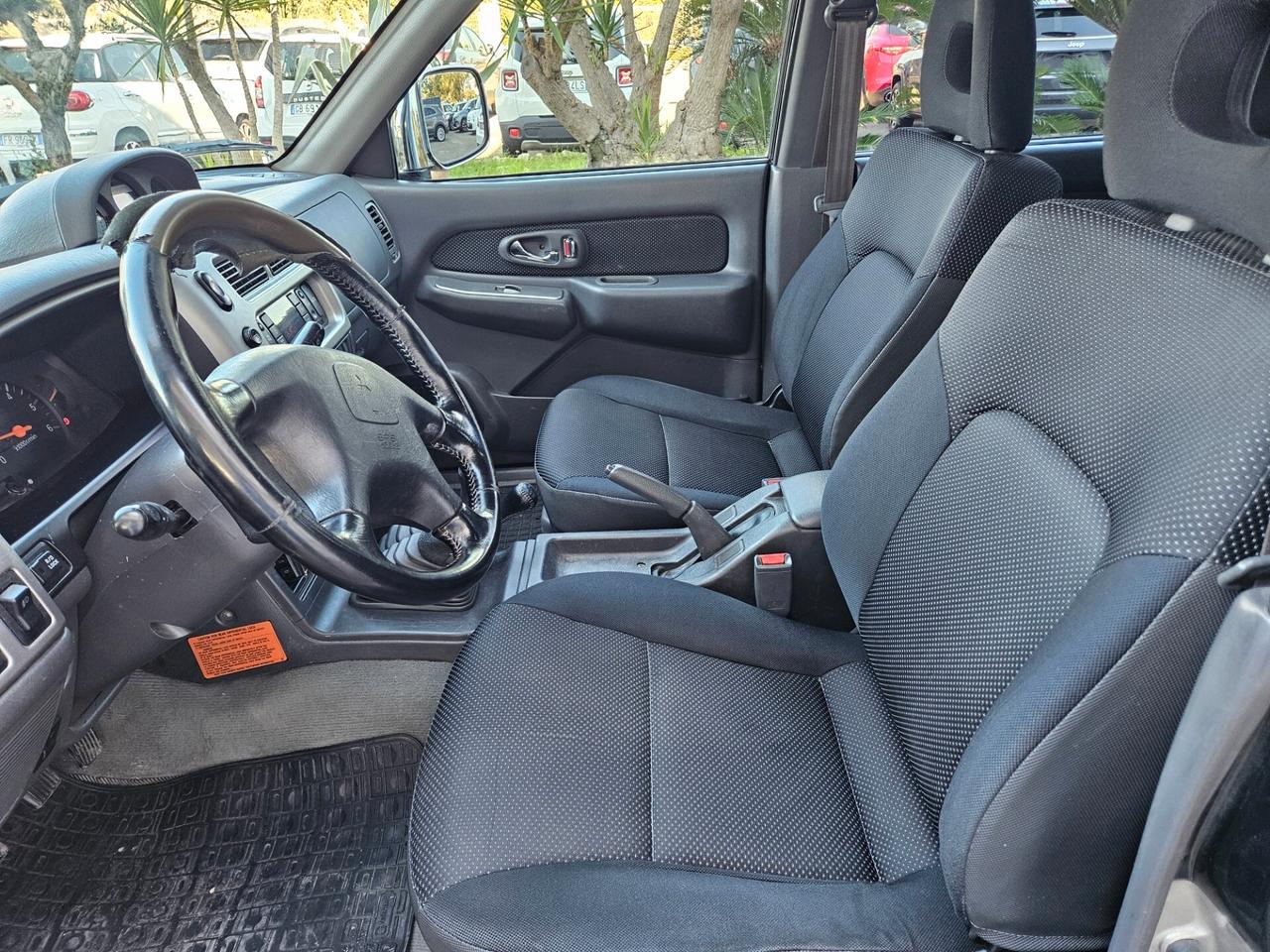 Mitsubishi L200 2.3 D Club Cab 4x4 Easy Select Invite