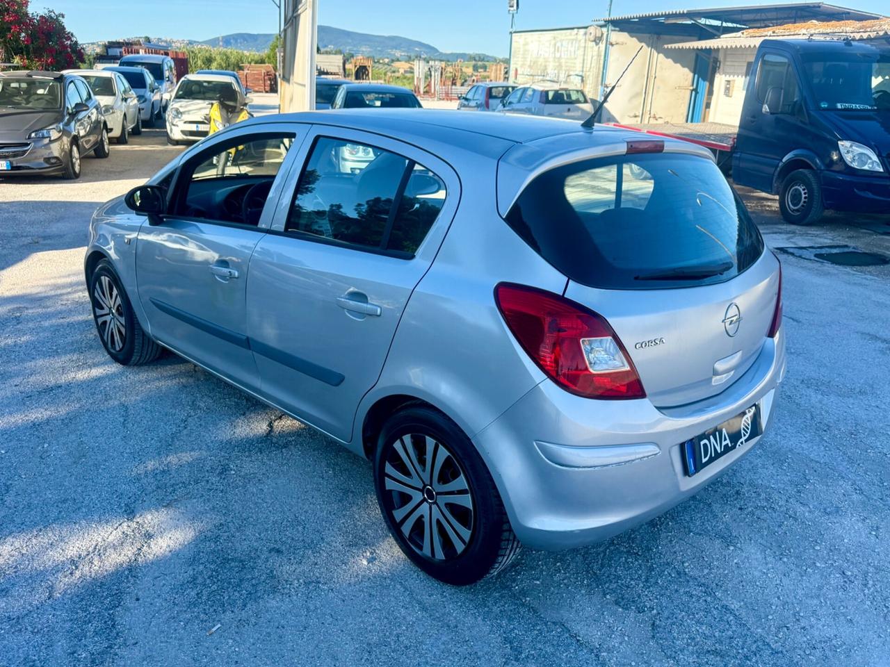 Opel Corsa 1.2 Benzina Neopatentati 130milaKM