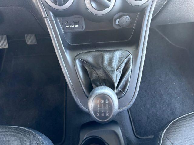 HYUNDAI i10 1.1 12V EURO 5 BENZ OK NEOP POCHISSIMI CHILOMETRI