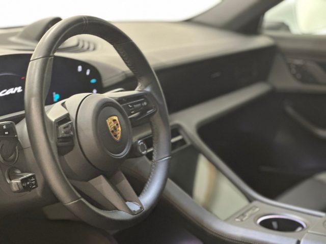 PORSCHE Taycan 4S Performance IVA ESPOSTA