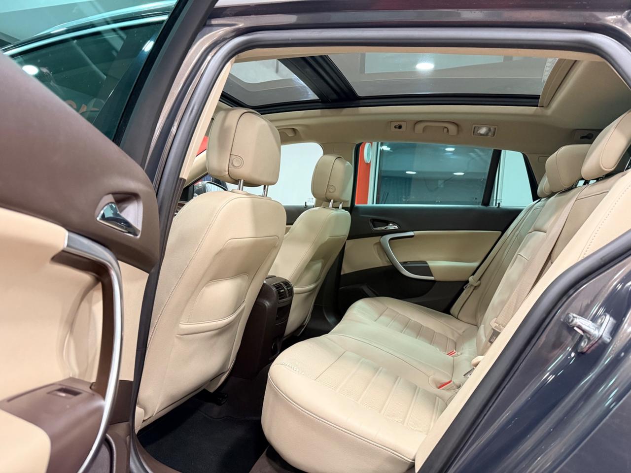 Opel Insignia 2.0 CDTI Sports Tourer Cosmo "FULL OPTIONALS"