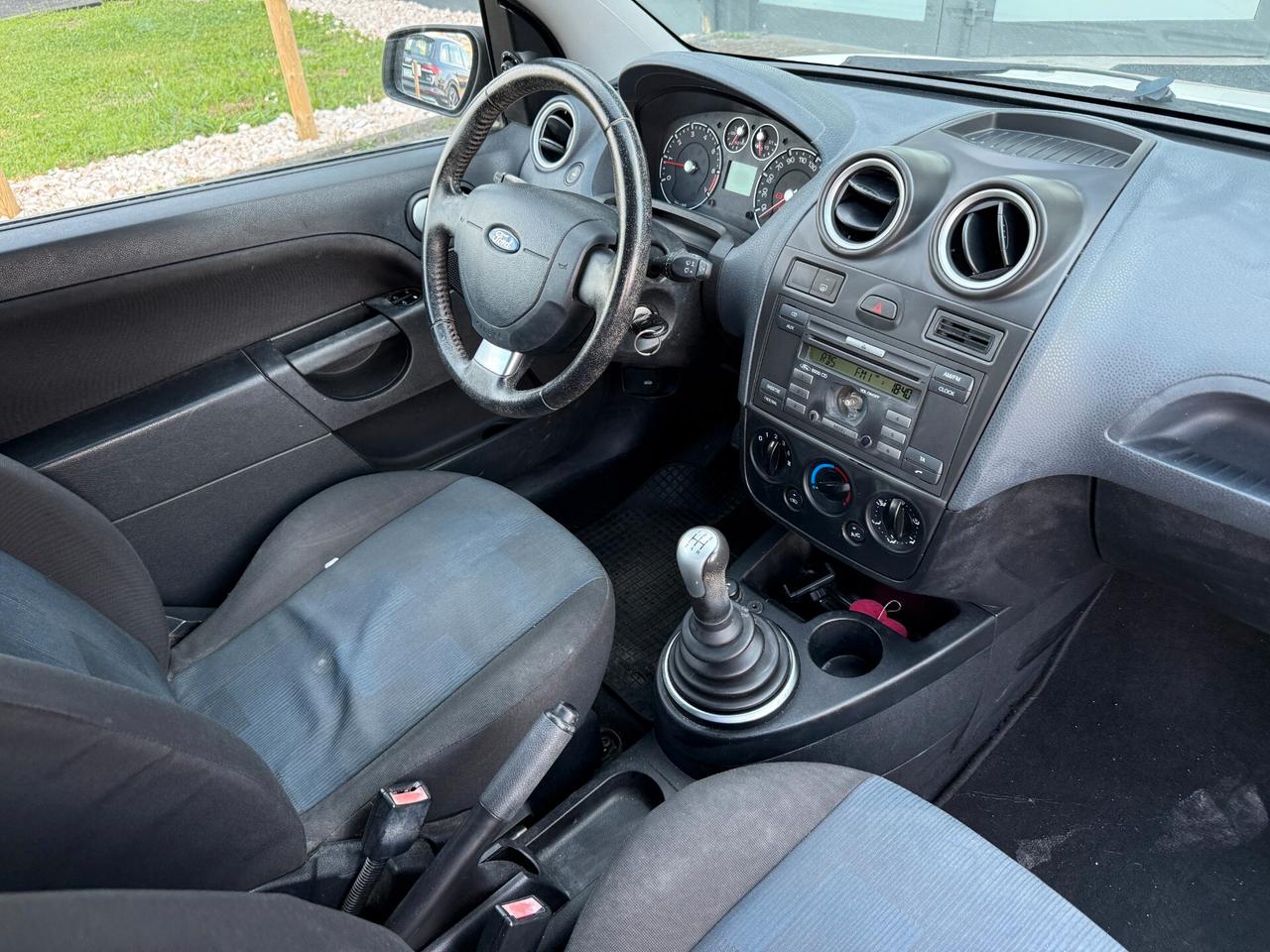 Ford Fiesta 1.4 16V 3p. Titanium