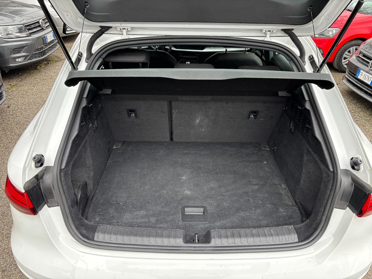 Audi A3 SPB 2,0 TDI Business Advanced