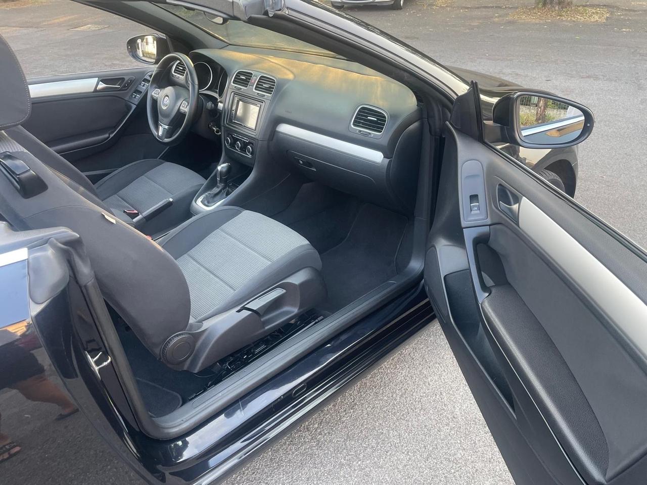Volkswagen Golf Cabriolet 2.0 TDI DSG BlueM. Tech. 2013