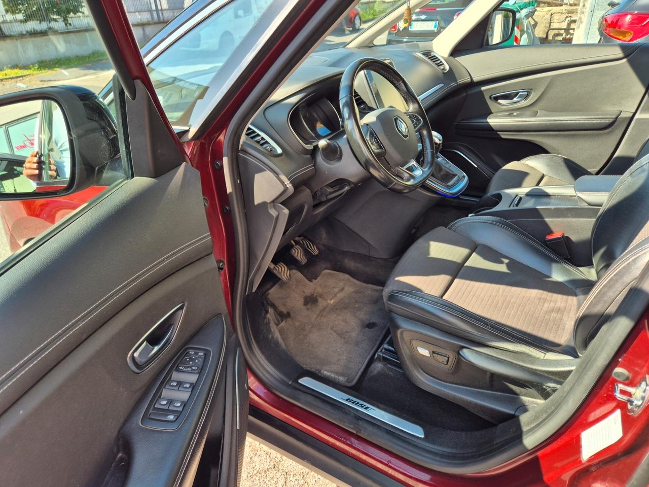 Renault Grand Scenic dCi 8V 110 CV Energy Zen BOSE