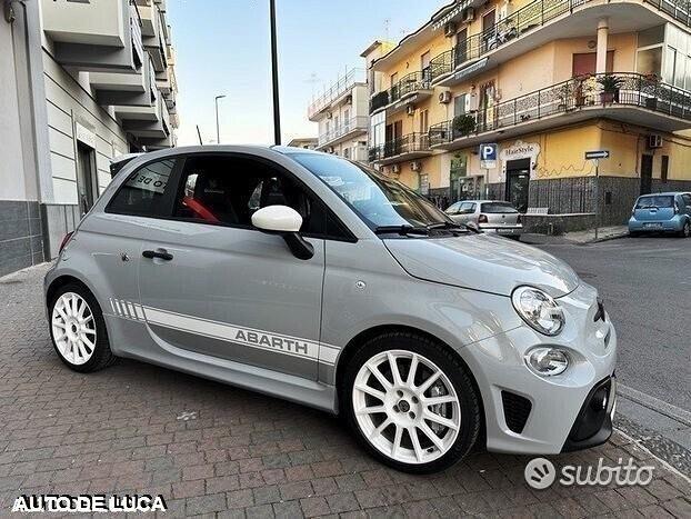 Abarth 695 essesse 1.4 180cv italiana km 0 nuova