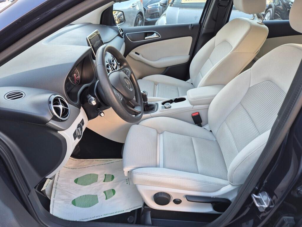 Mercedes B 180 d Executive UNICO PROPRIETARIO