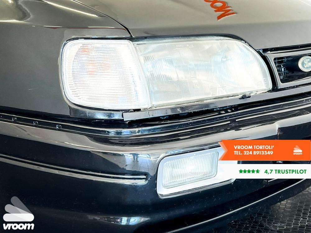 FORD Sierra 2.0i turbo 16V 4p. RS Cosworth Exec...