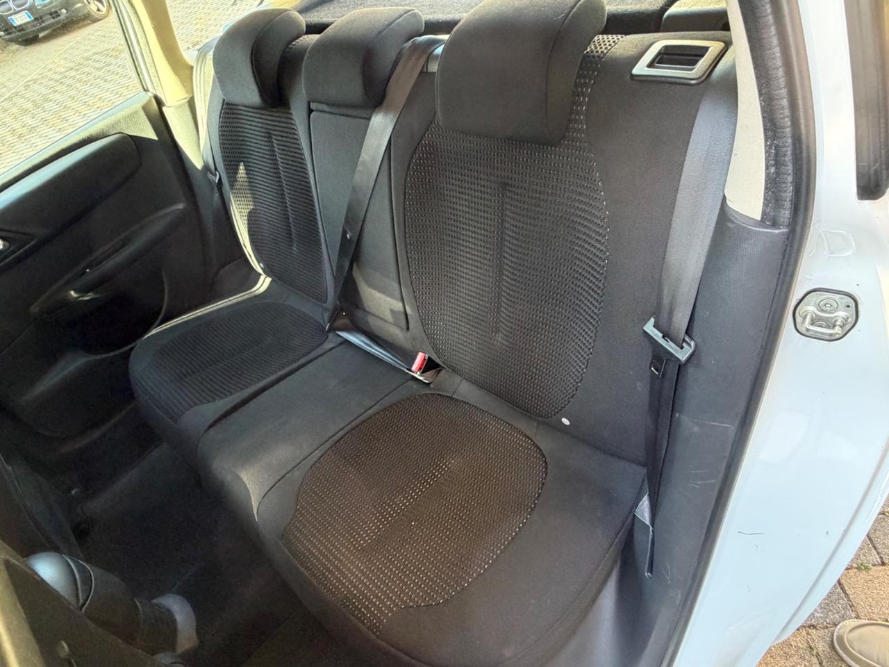 Citroen C4 1.6 16V 120CV NEOPATENTATI