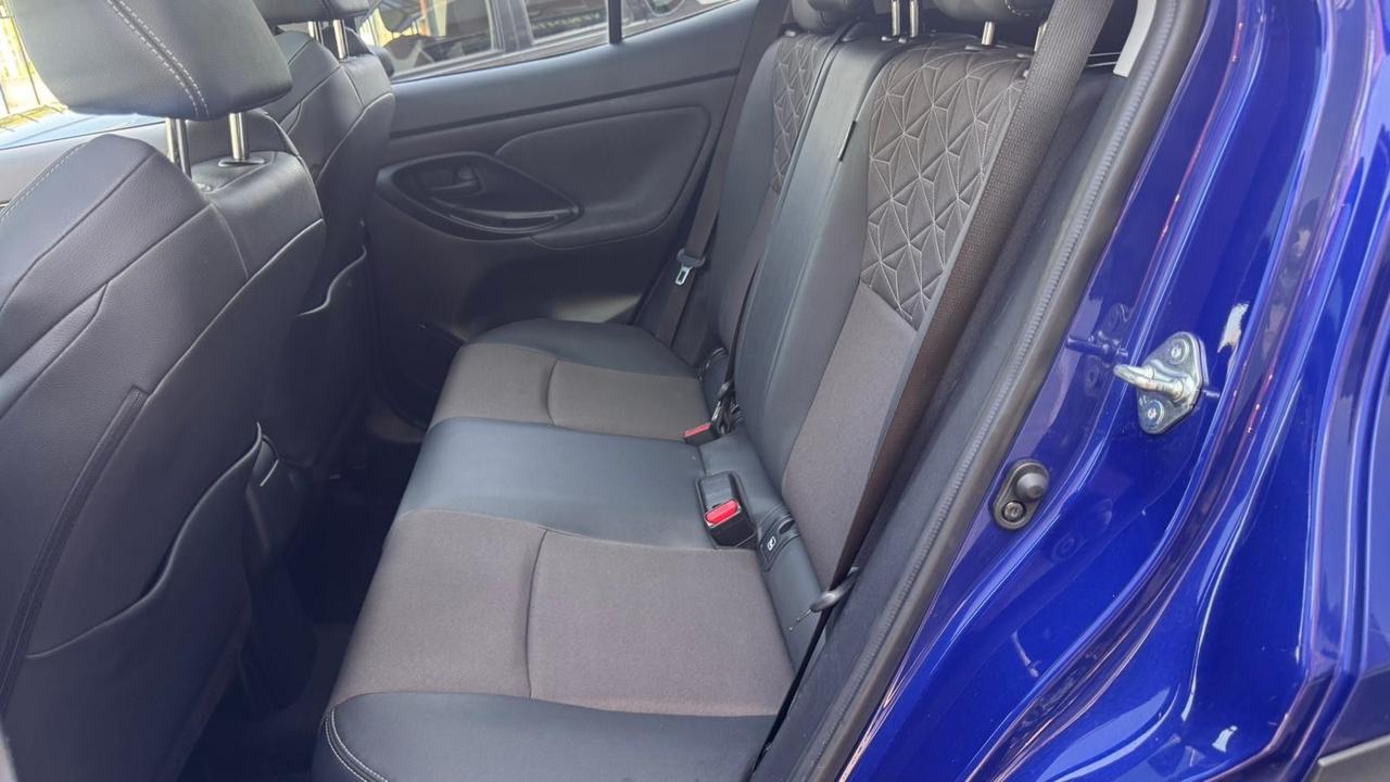 Toyota Yaris Cross 1.5 Hybrid 5p. E-CVT AWD-i Lounge