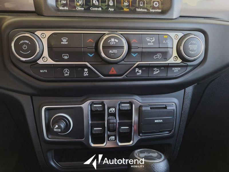Jeep Wrangler Unlimited 2.2 Multijet II 200 CV NAVI LED Sahara