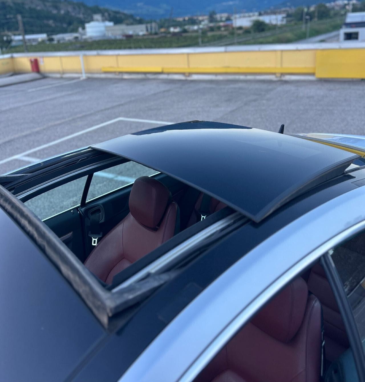 Mercedes-benz E220 Avantgarde AMG FULL OPT.