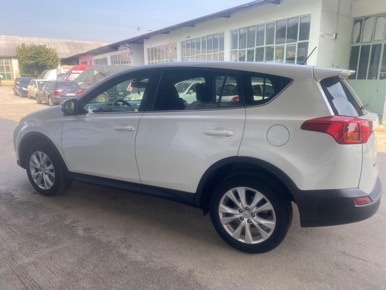 Toyota RAV 4 RAV4 2.2 D-CAT A/T 4WD Style