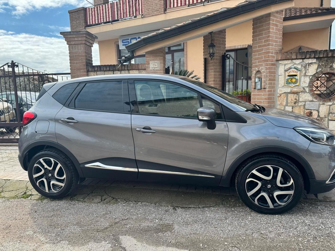 Renault Captur 1.2 TCe 120 CV EDC Energy R-Link automatica