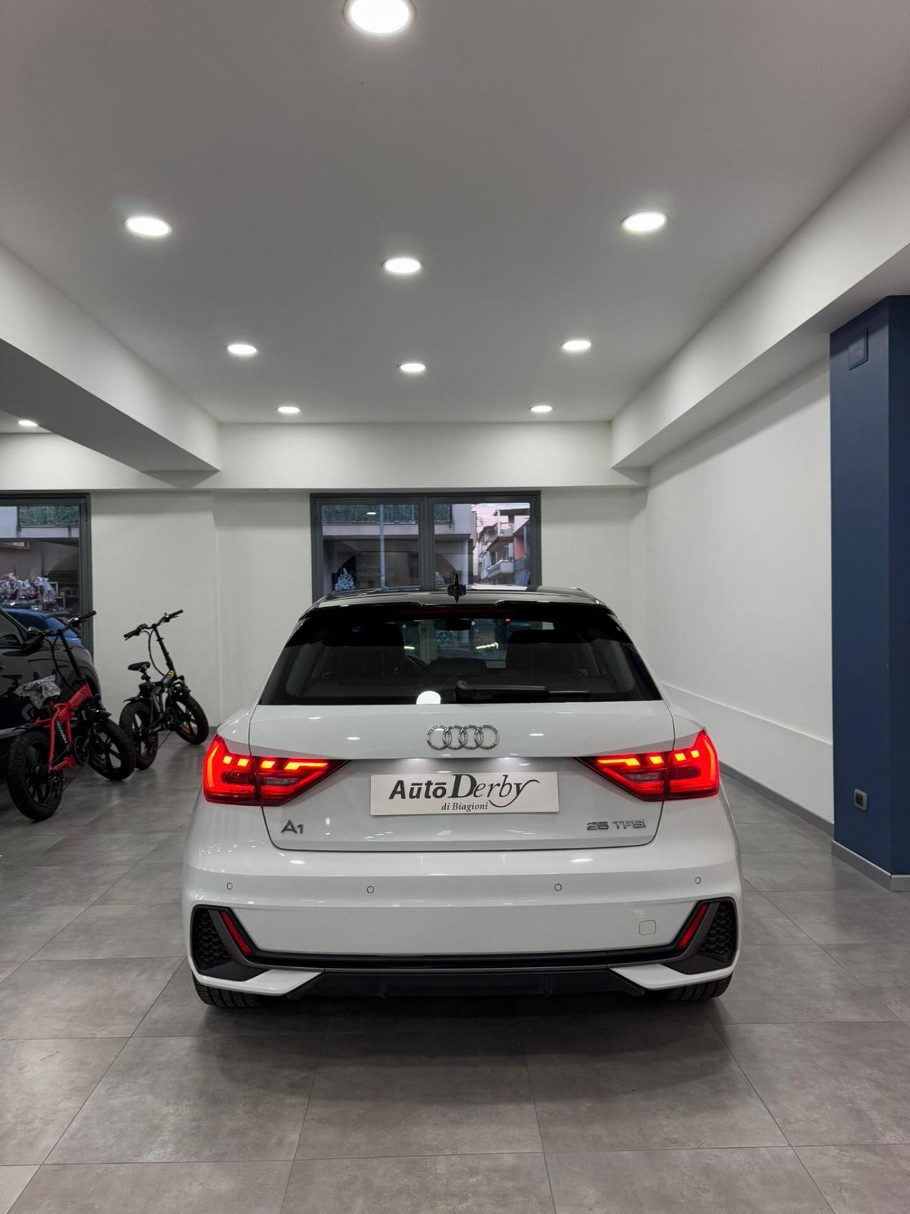Audi A1 SPB 30 TFSI S line edition