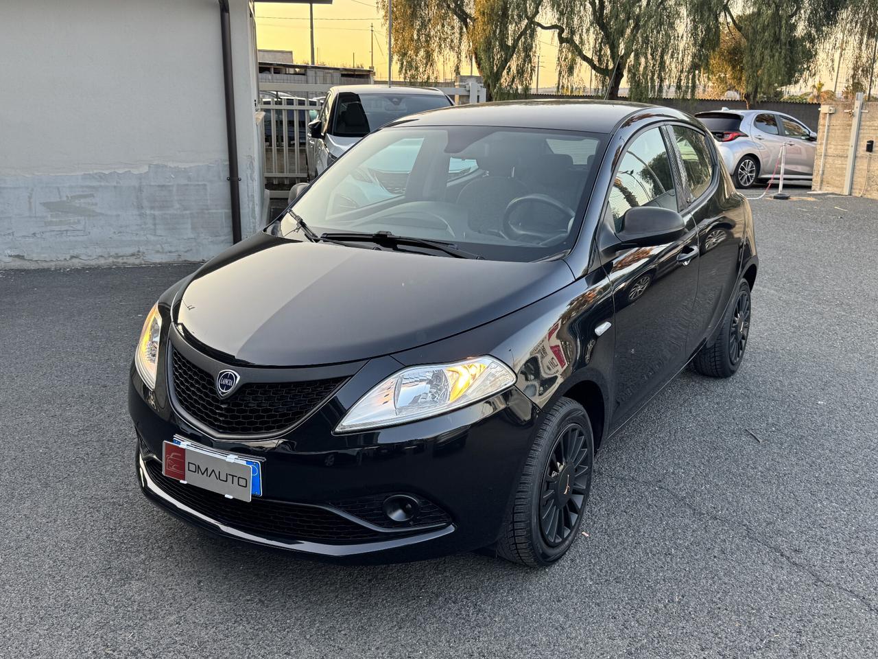 Lancia Ypsilon 1.2 69 CV 5 porte Platinum