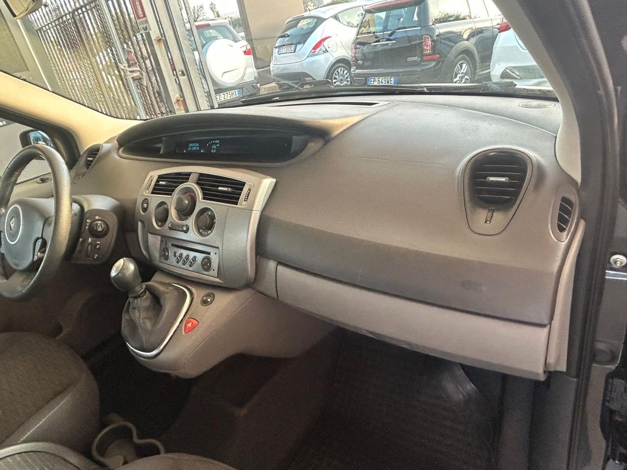 Renault Scenic Scénic 1.5 dCi/105CV Serie Speciale PlayStation Portable