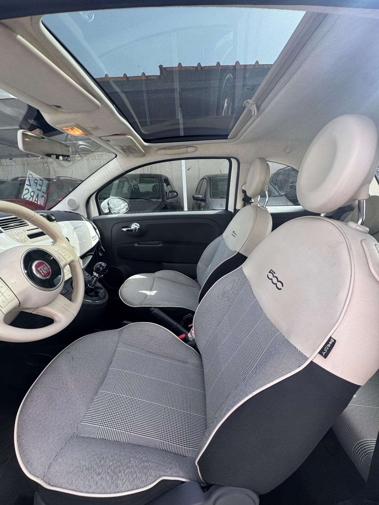 Fiat 500 1.2 Lounge anno 2010