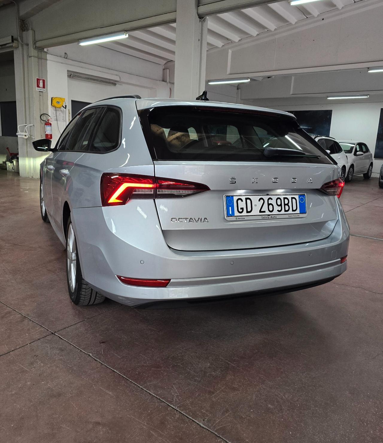 Skoda Octavia 2.0 TDI EVO station Wagon Executive