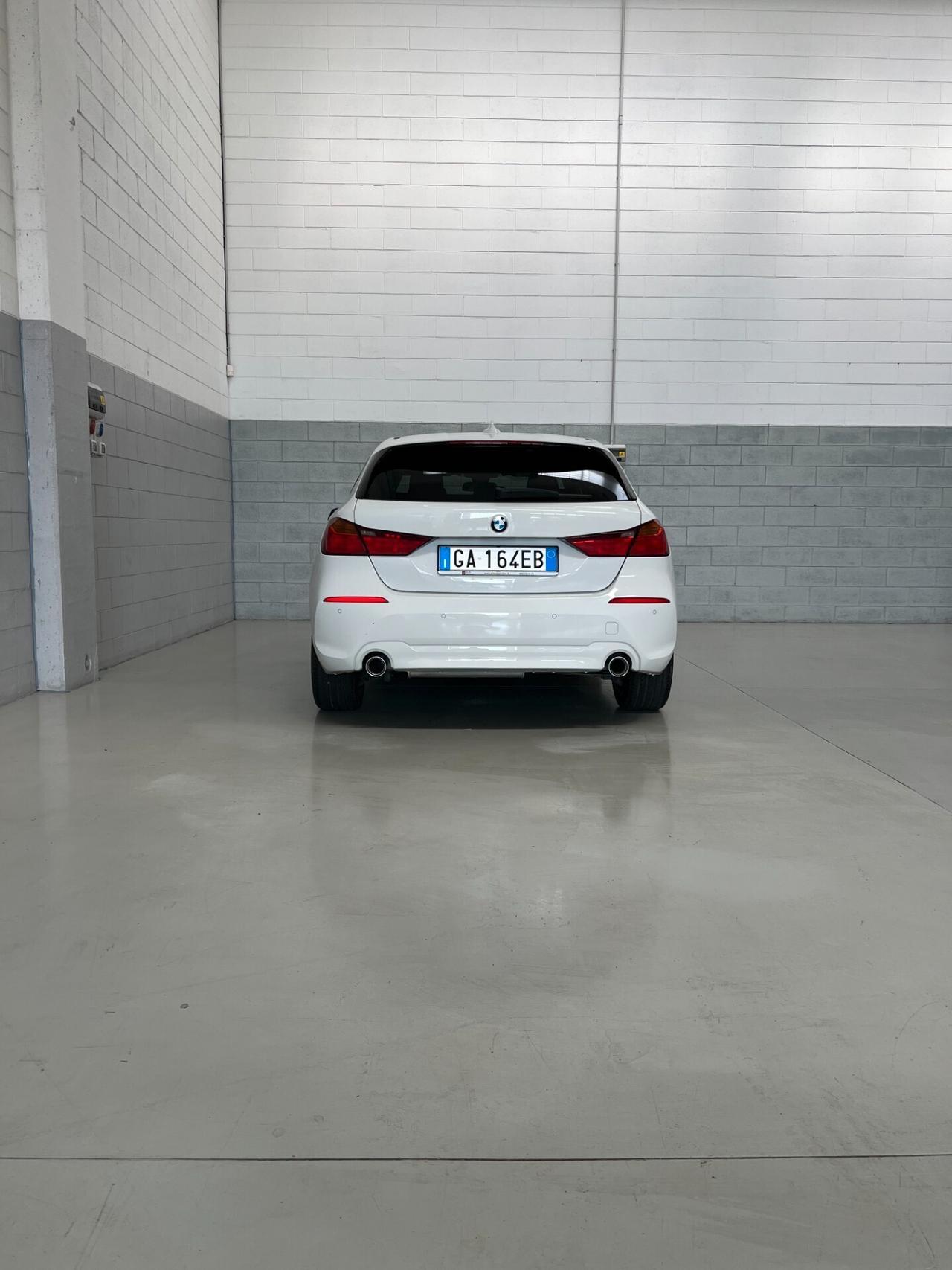 BMW SERIE 1 - 118D Business Advantage