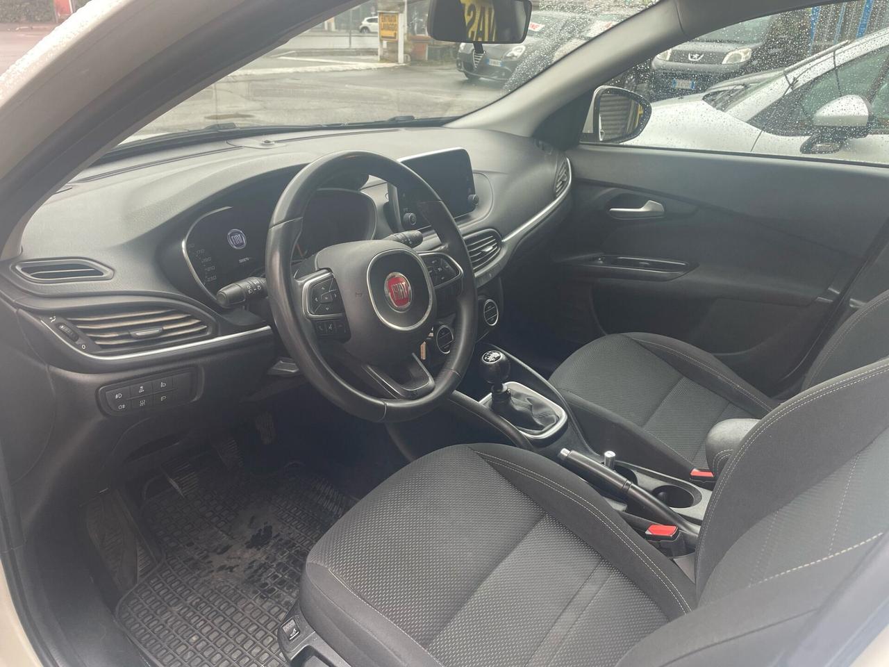 Fiat Tipo 1.6 Mjt S&S SW Lounge