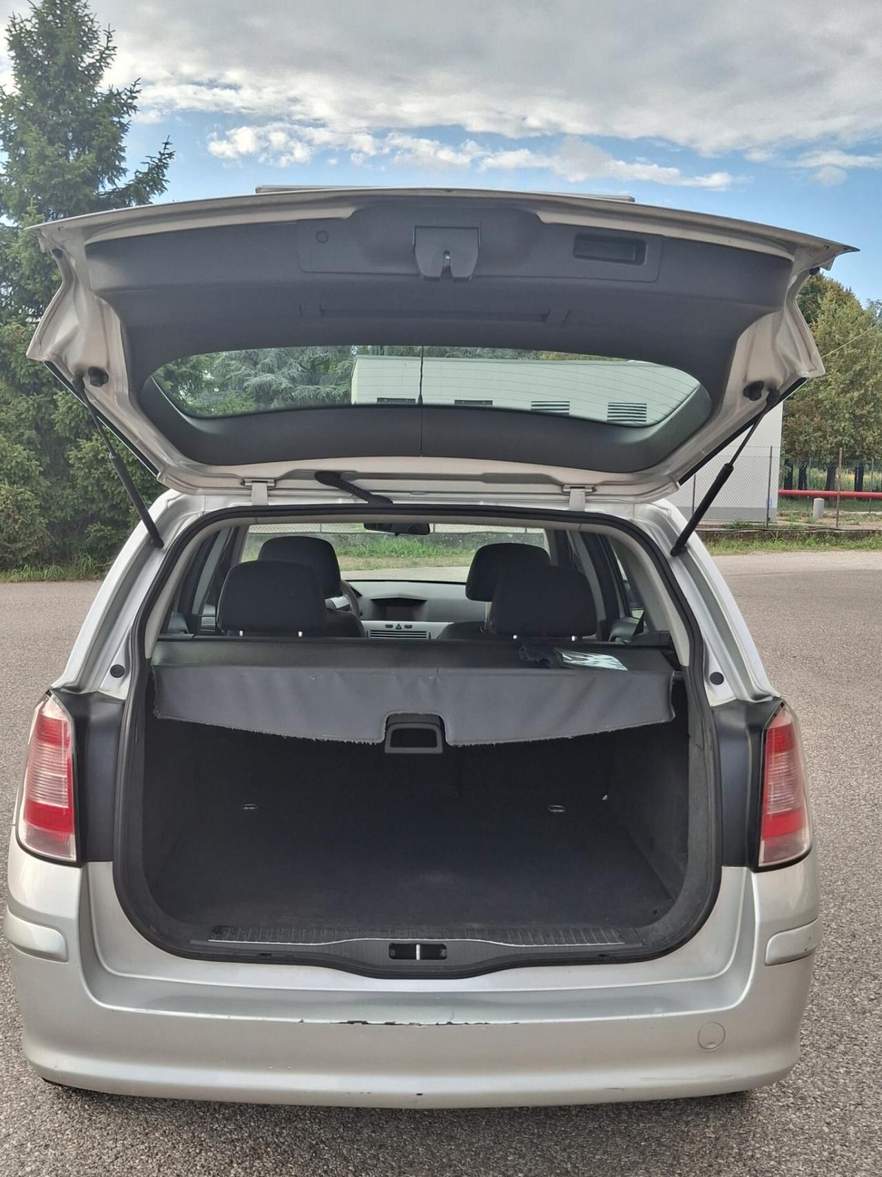 Opel Astra 1.7 CDTI 110CV Station Wagon Cosmo