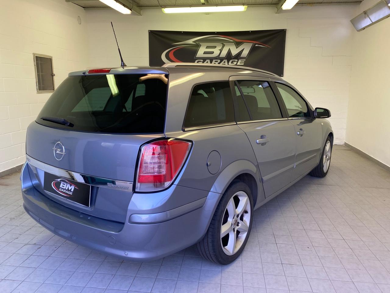 Opel Astra 1.6 16V VVT Station Wagon Cosmo