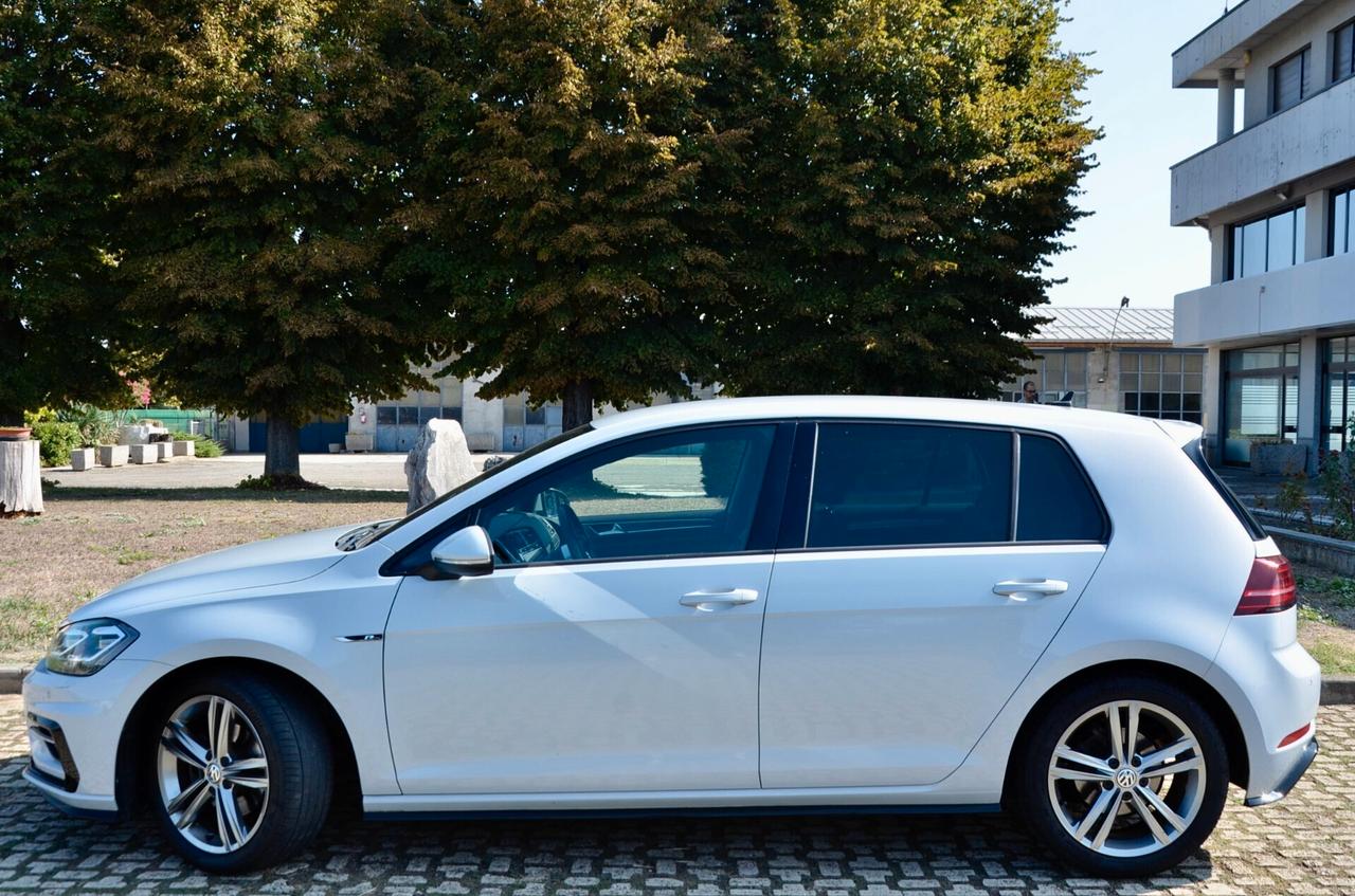 VOLKSWAGEN GOLF 5p 1.6 TDI R-LINE 115cv MANUALE, UNICOPROPRIETARIO, EURO 6B, UFF ITALIANA, FULL LED, APPLE ANDROID, PERMUTE