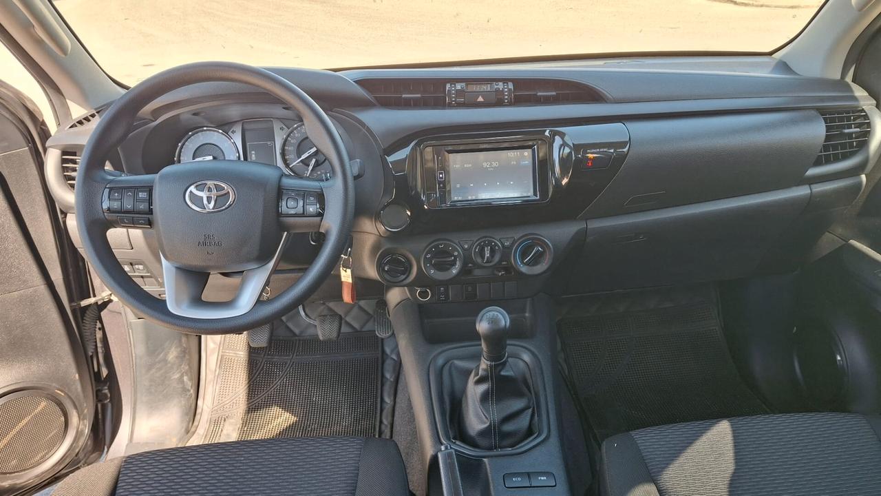 Toyota Hilux 2.4 D-4D 4WD 2 porte Extra Cab Comfort