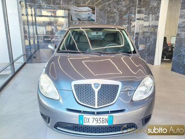 LANCIA Ypsilon 1.2 Oro ( Garanzia 12 mesi)