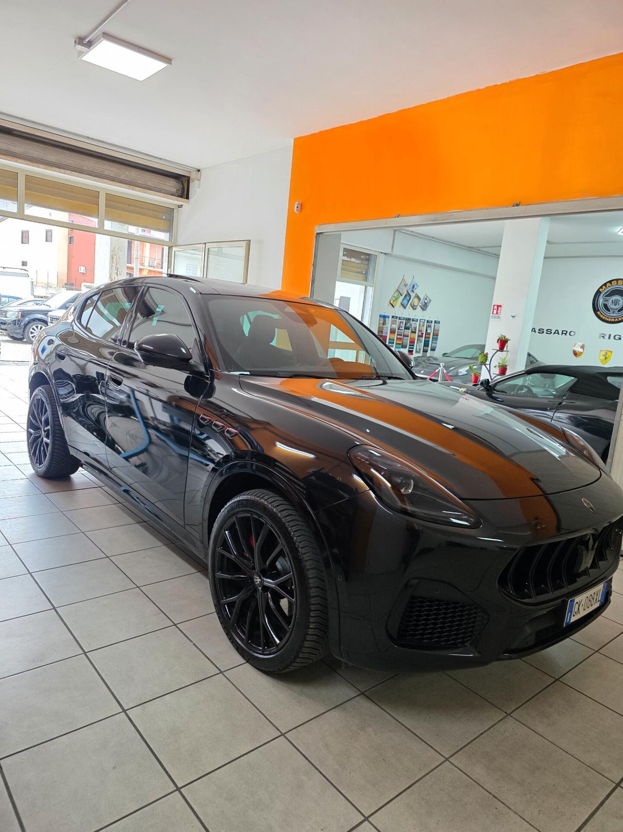 Maserati Grecale Full Optional - full book service