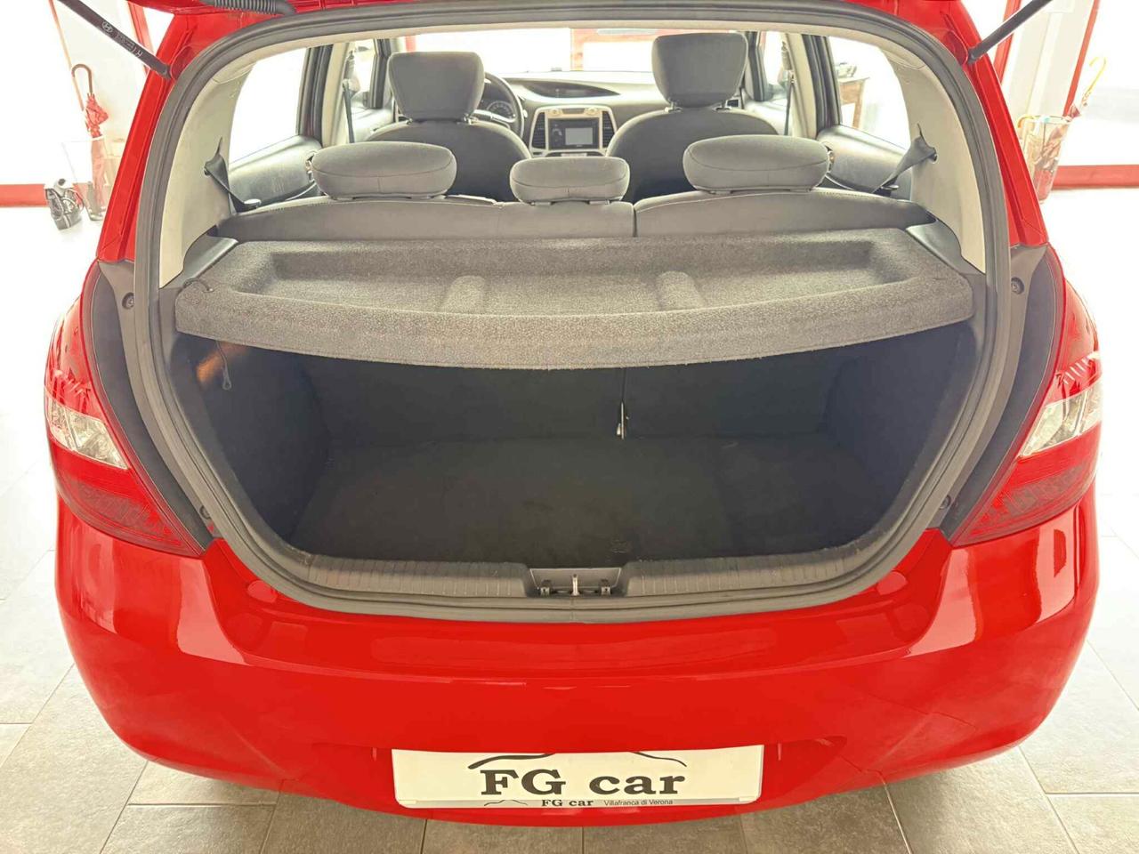 Hyundai i20 1.4 CRDi 5p. Sound Edition 75CV NEOPATENTATI