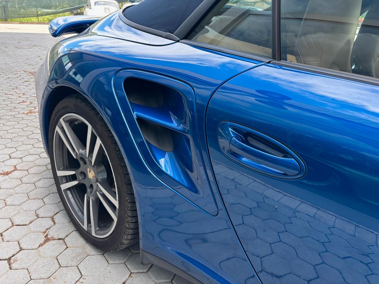 Porsche 911 Turbo S cabrio