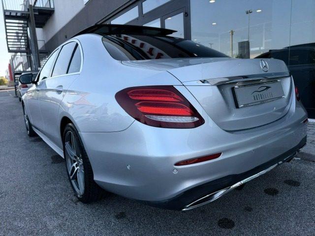 MERCEDES-BENZ E 220 d Premium Plus AMG*BERLINA*TETTO APRIBILE