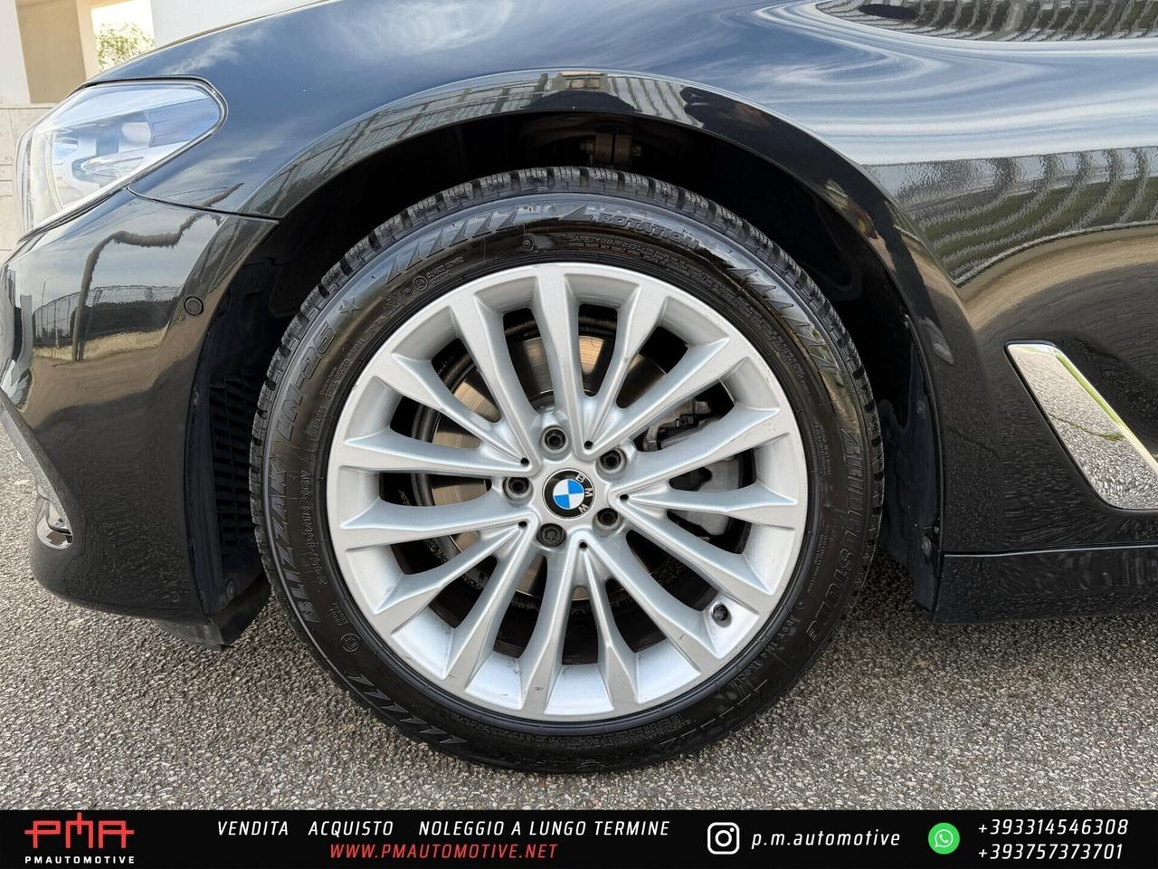 BMW 520d Touring Luxury Tetto Iva esposta