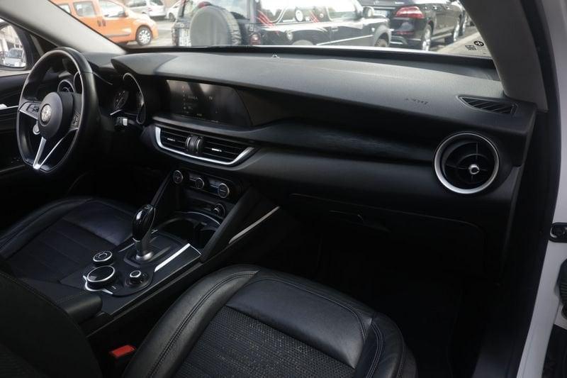 Alfa Romeo Stelvio Alfa Romeo Stelvio 2.2 Turbodiesel 210 CV AT8 Q4 Super Unicoproprietario