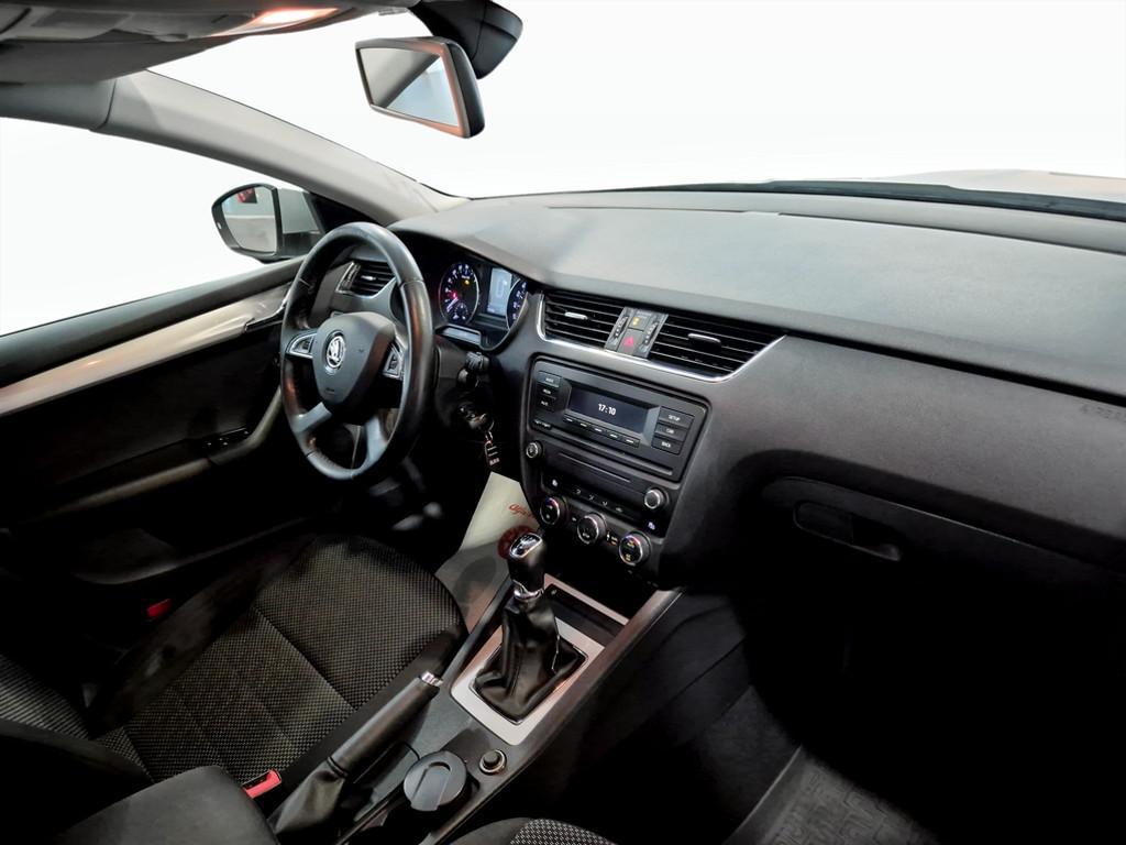 Skoda Octavia Wagon 1.6 tdi CR Ambition 105cv