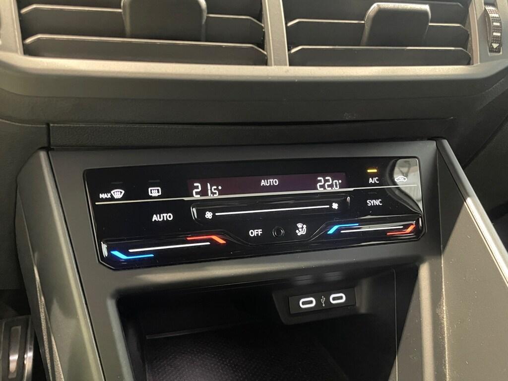 Volkswagen Polo 1.0 TSI 95CV DSG R-Line
