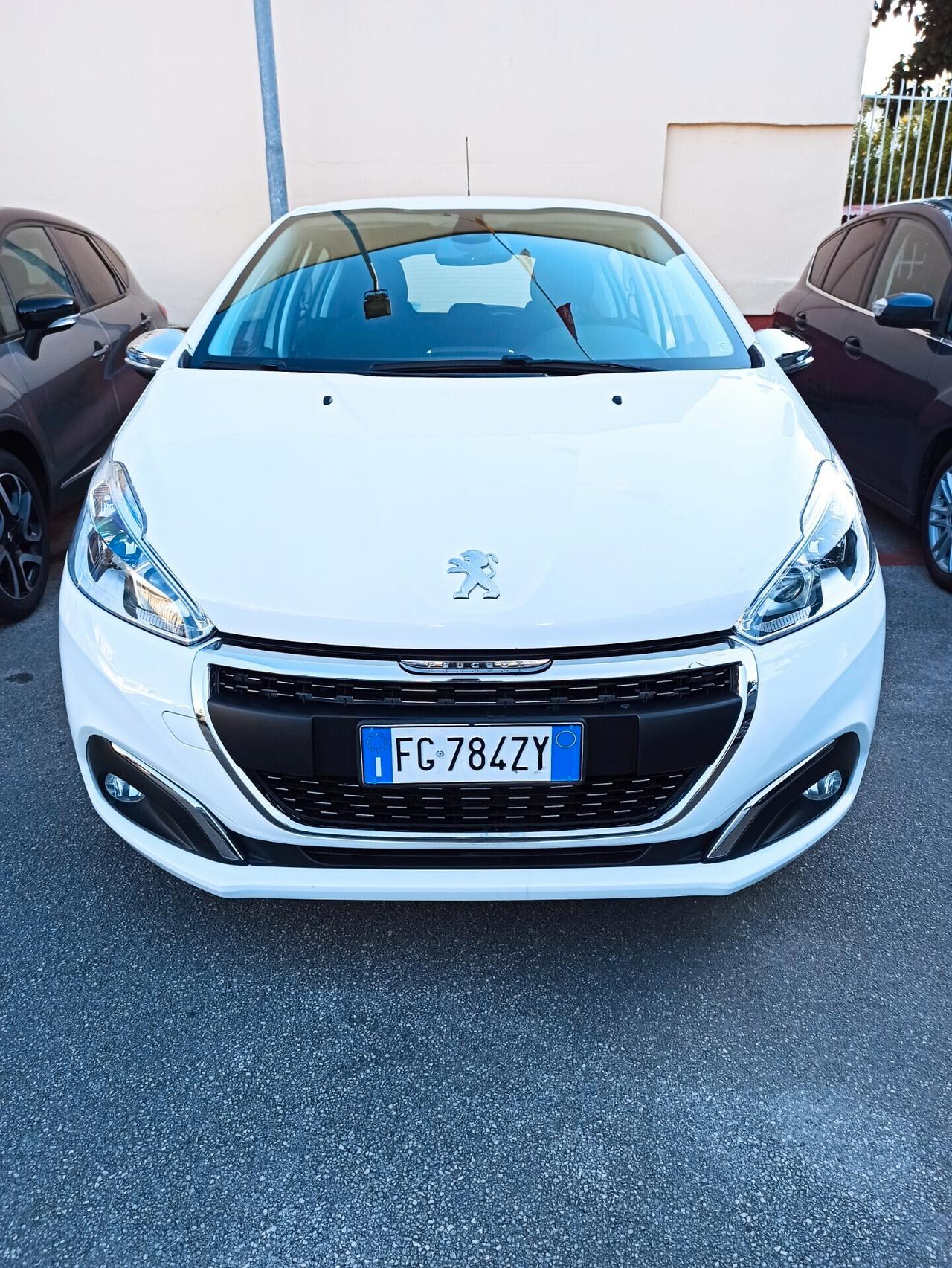 Peugeot 208 1.6 BlueHDi 75 cv 5 porte Allure