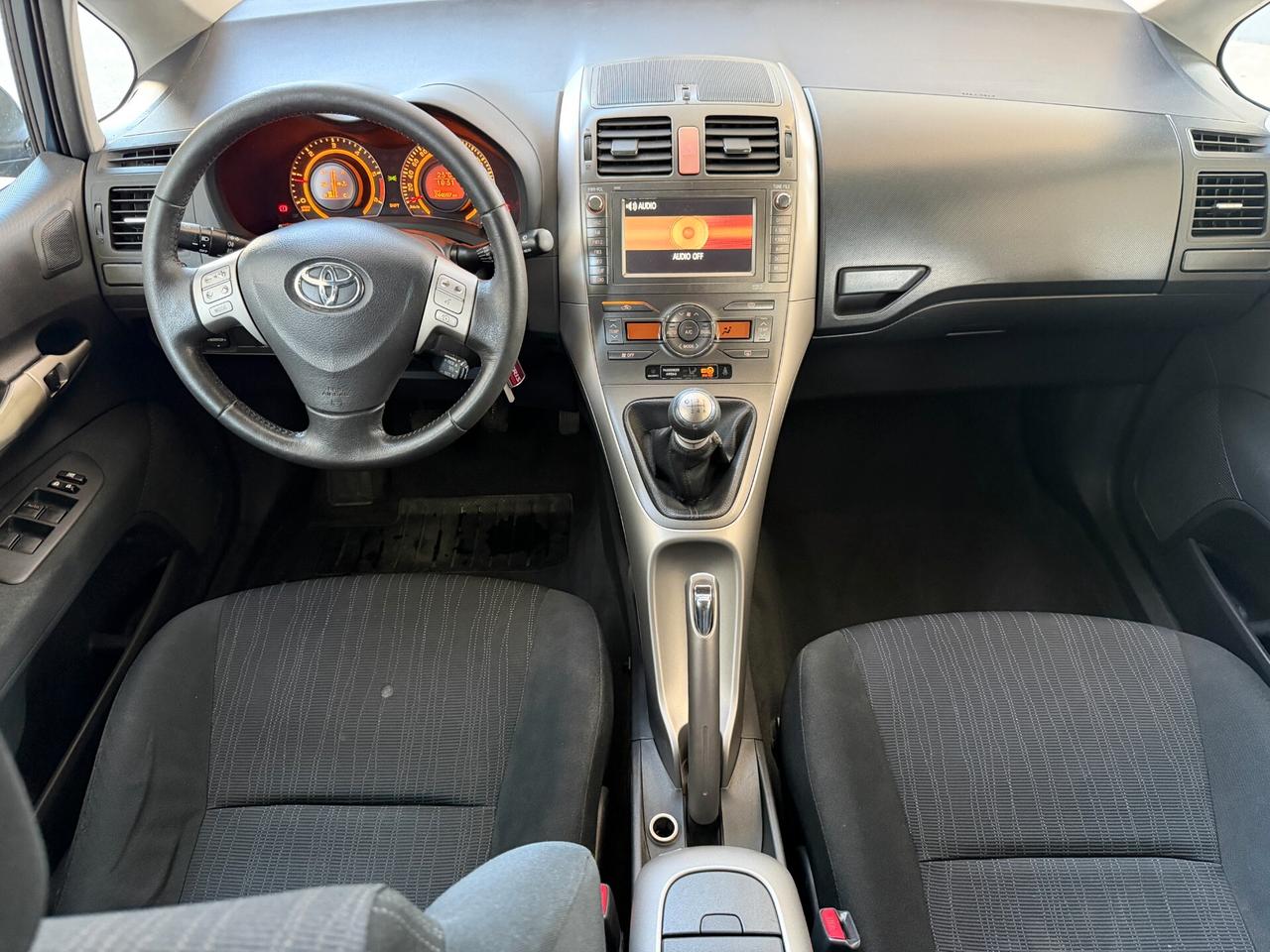 Toyota Auris 2.0 D-4D 5 porte Sol