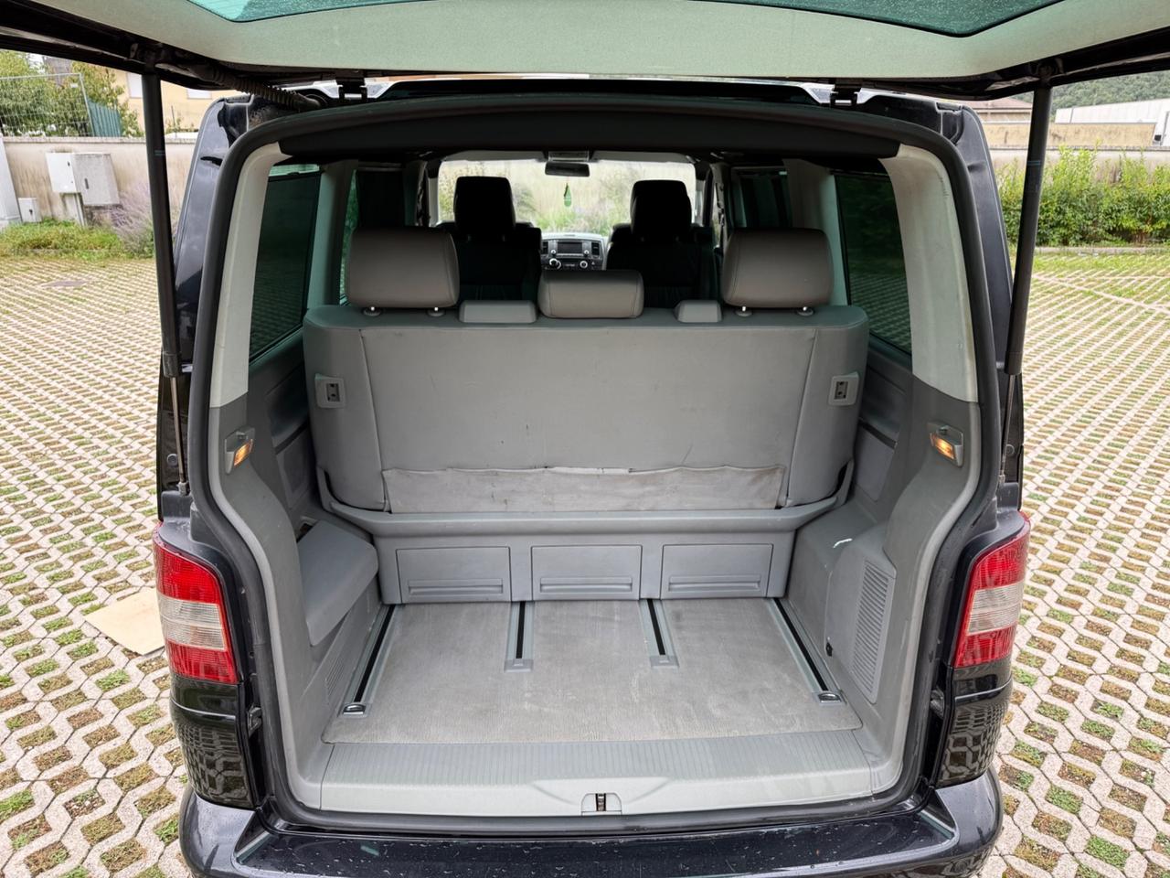 Volkswagen Multivan 2.5 TDI/174CV Highline