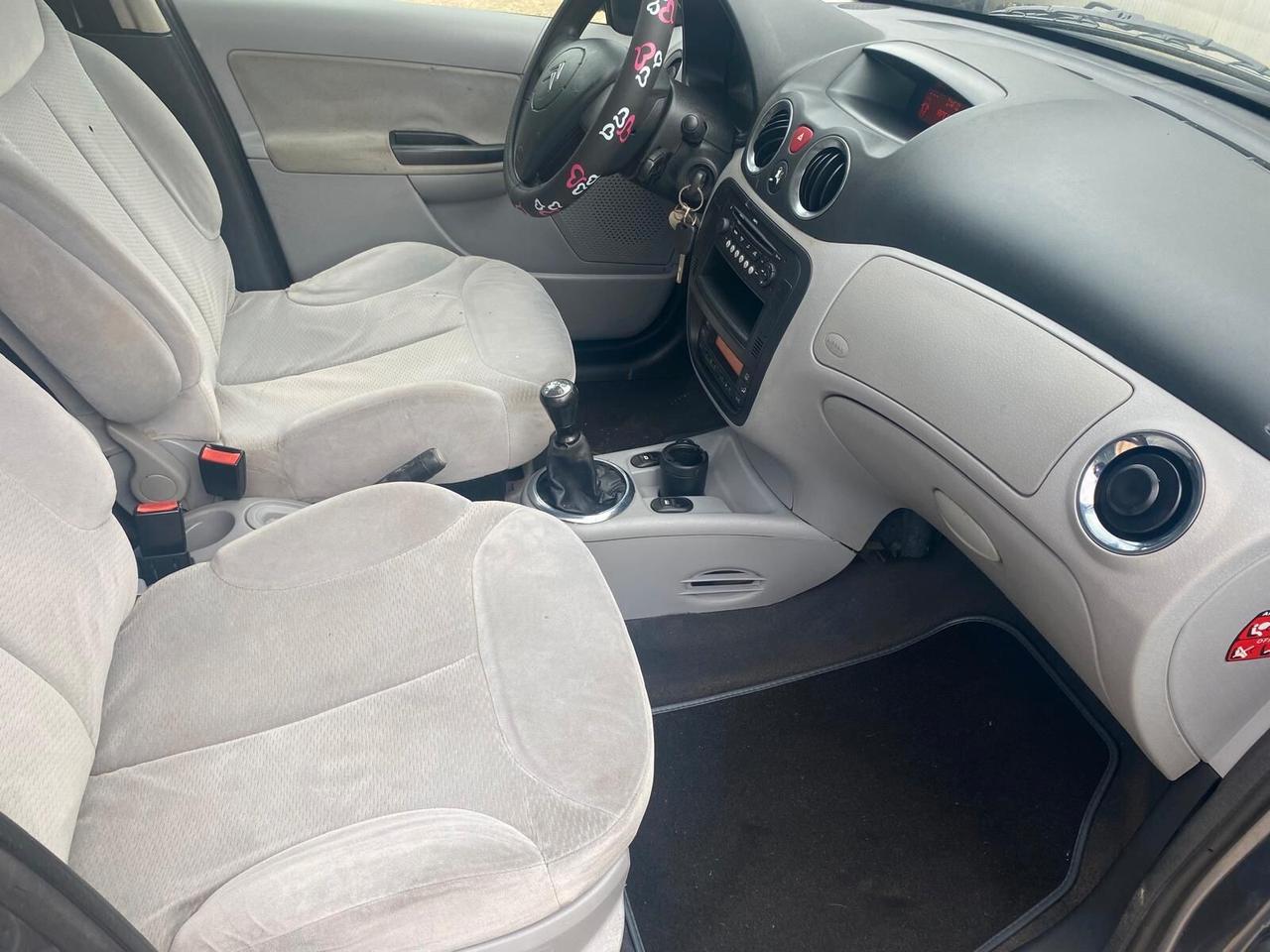 Citroen C3 1.1 airdream Gold by Pinko