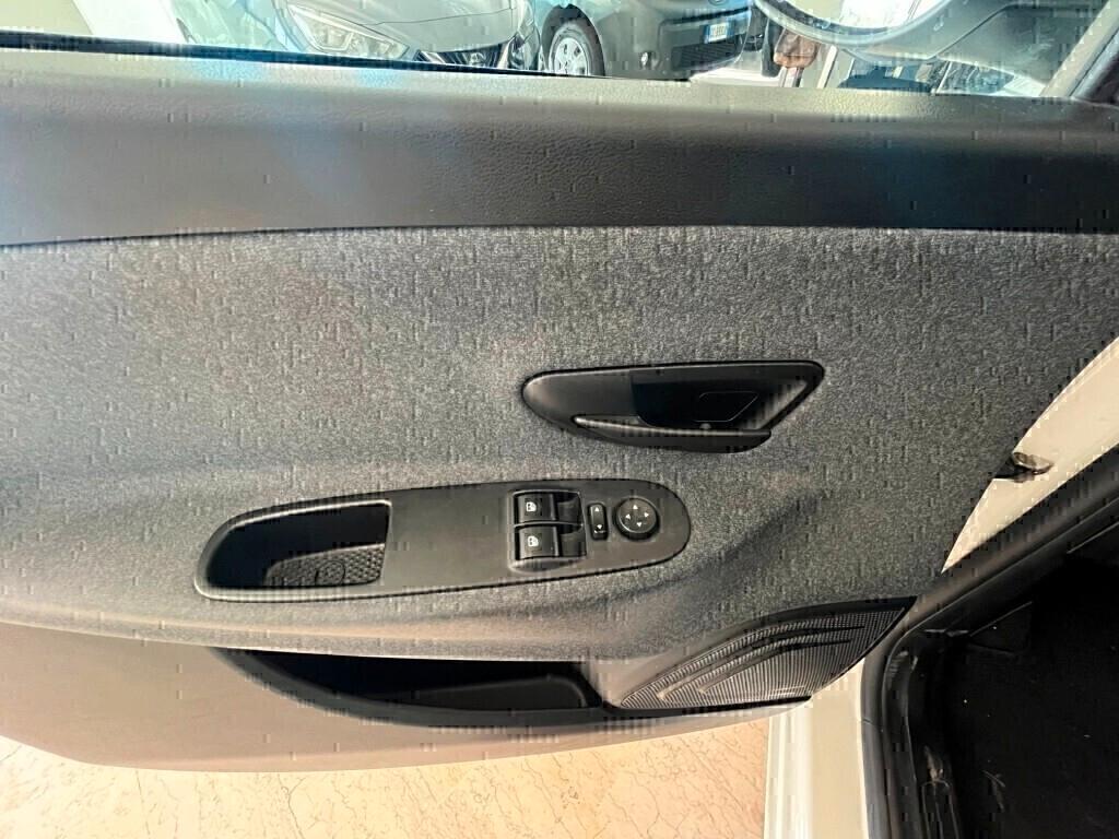 Lancia Ypsilon 0.9 TwinAir 5p Ecochic Metano Adatta per Neopatentati
