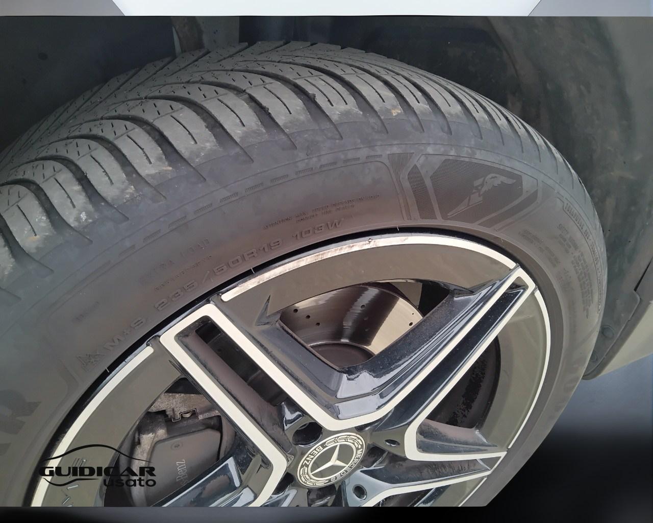 Mercedes-Benz GLB - X247 2019 - GLB 200 d Premium auto