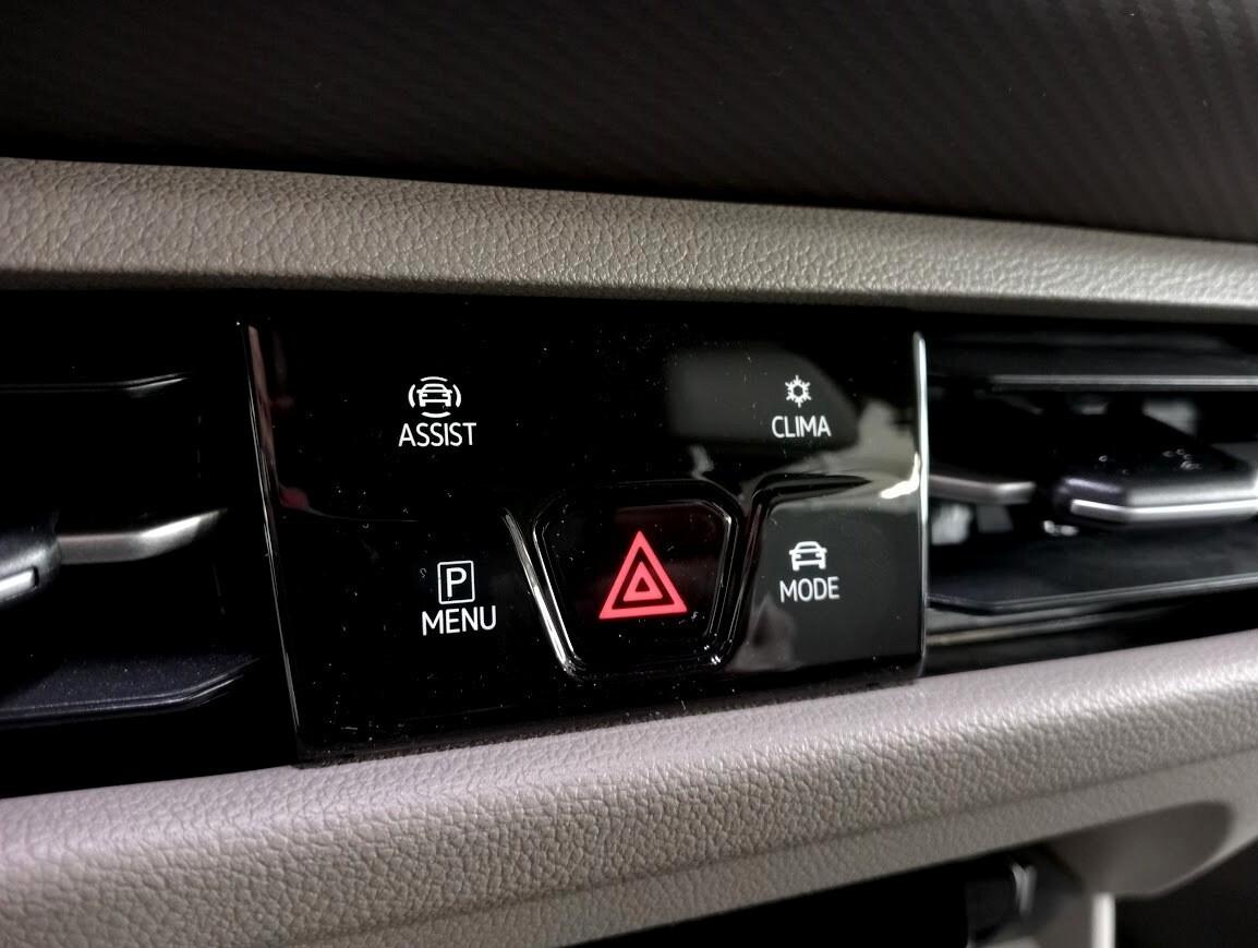 Volkswagen T7 Multivan 1.5 245cv PHEV 4MOTION 4X4 LIFE 7P PRONTA CONS