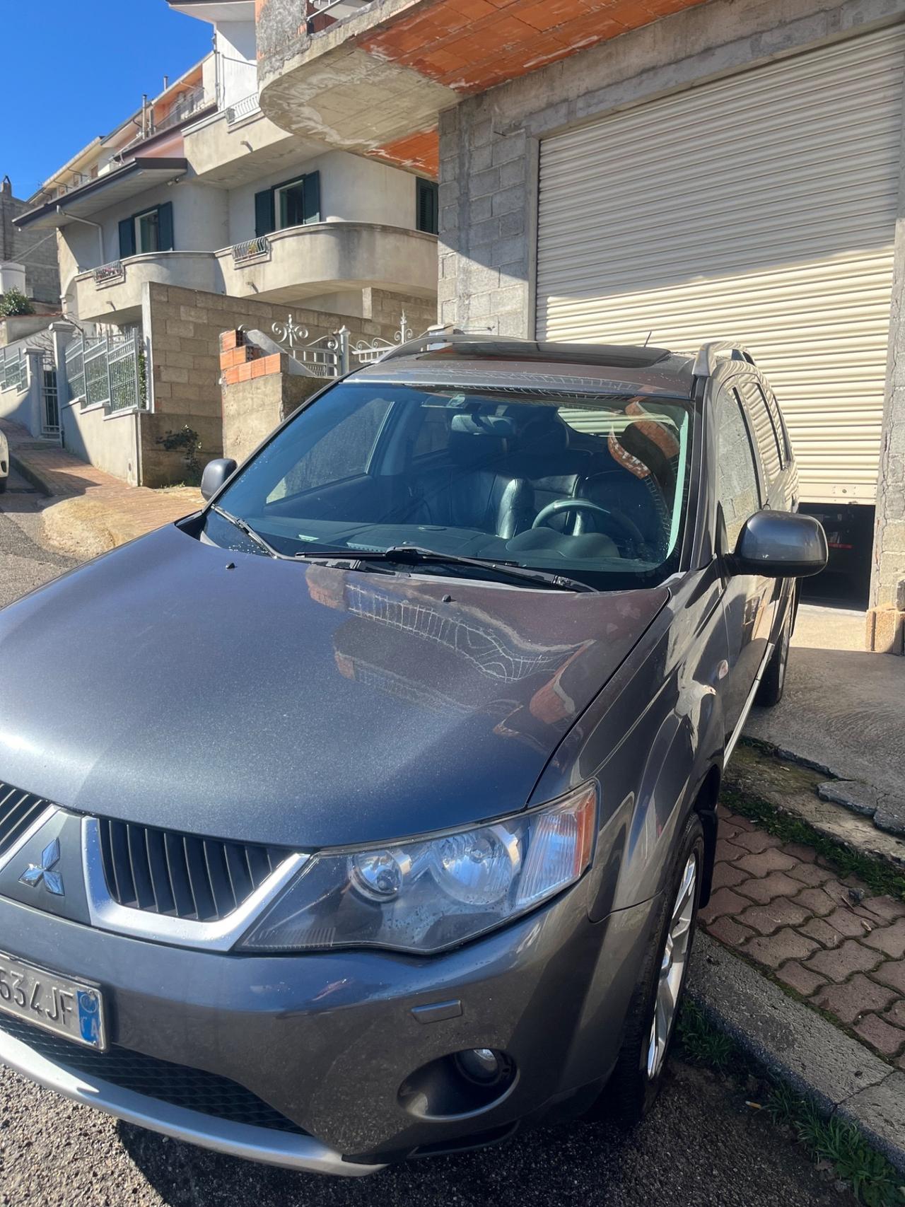 Mitsubishi Outlander 2.0 DI-D Intense DPF