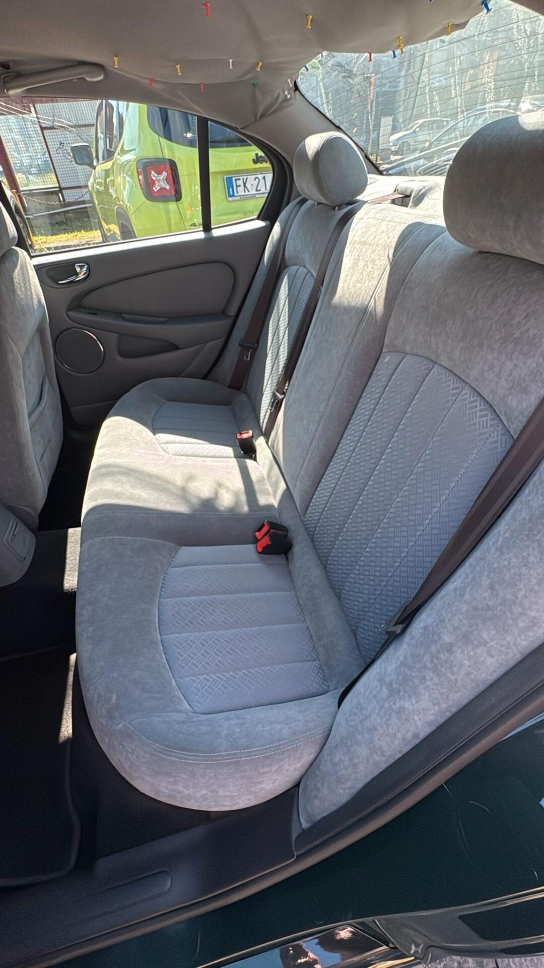 Jaguar X-Type Classic